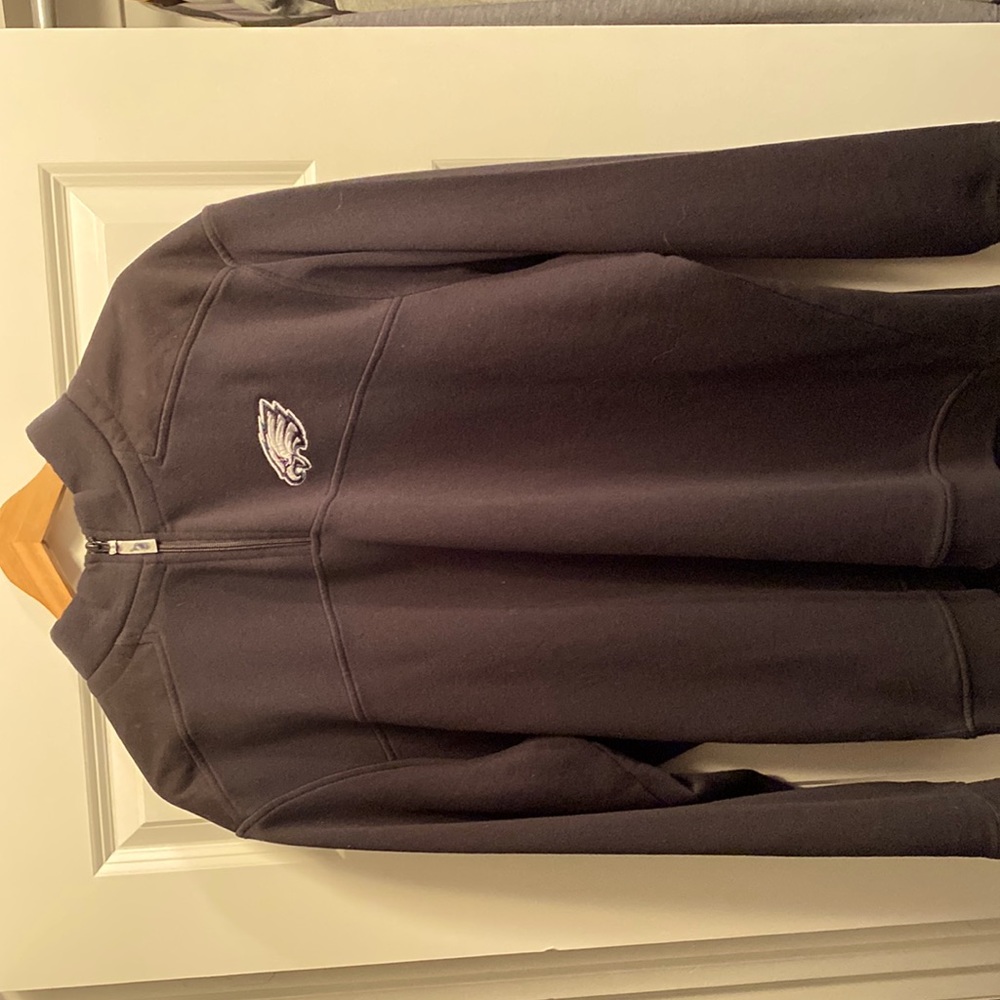 Vineyard vines 1/4 zip sweatshirt light jacket - Eagles logo - size XL